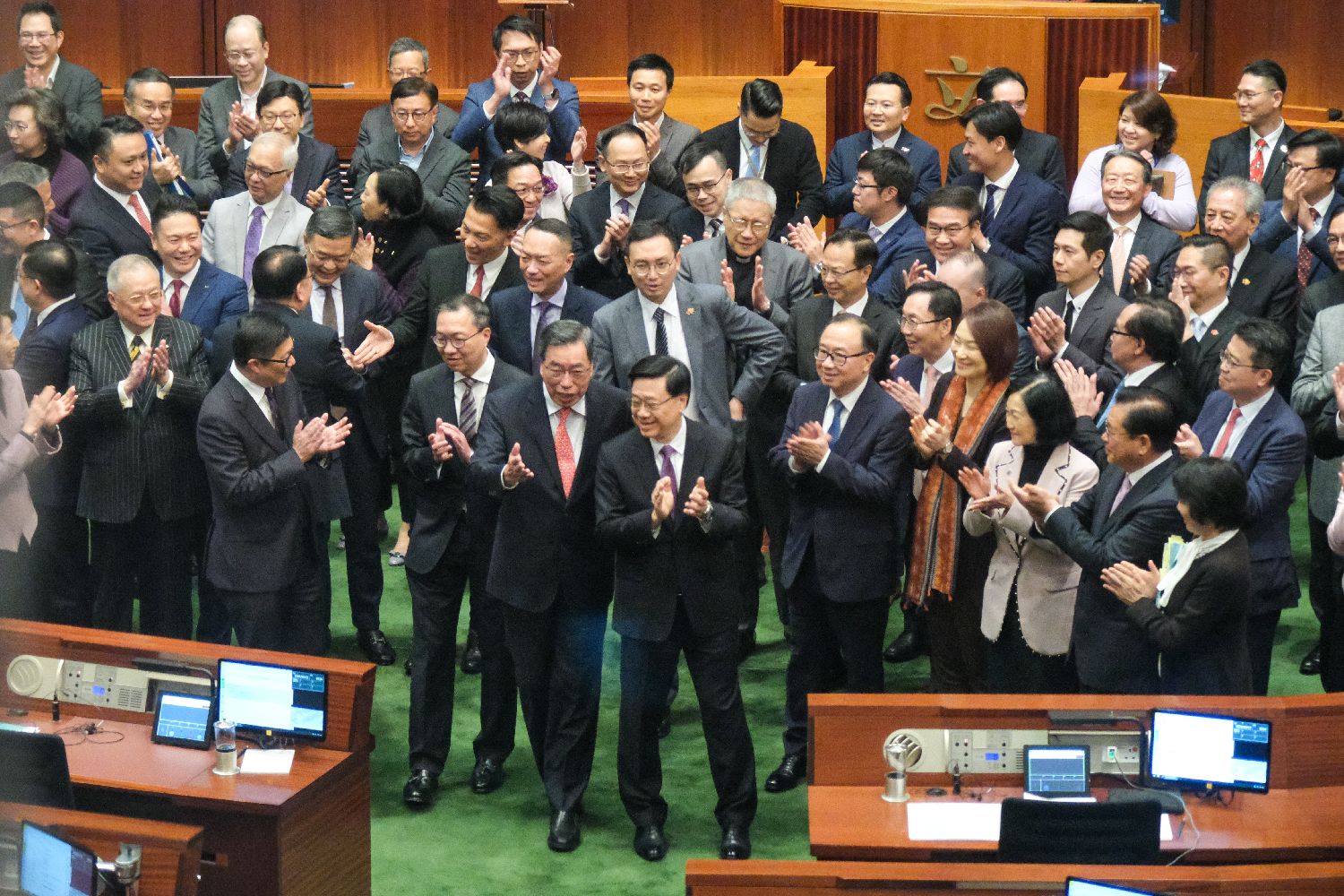 香港立法会全票通过维护国安条例草案 本月23日生效-澳洲网